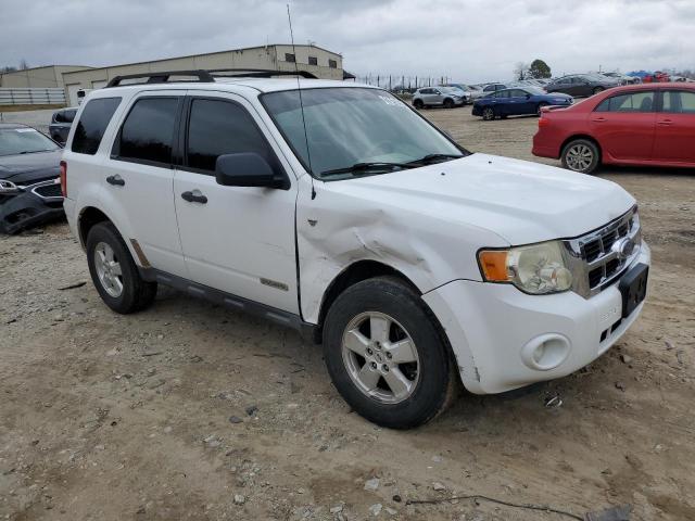 1FMCU03198KA63440 - 2008 FORD ESCAPE XLT WHITE photo 4