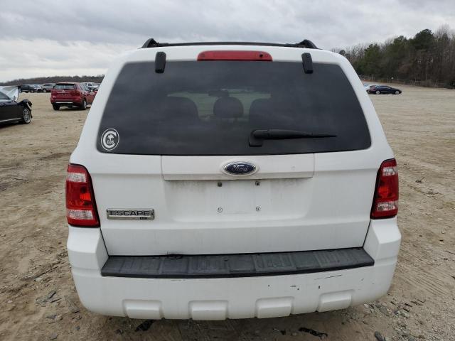 1FMCU03198KA63440 - 2008 FORD ESCAPE XLT WHITE photo 6