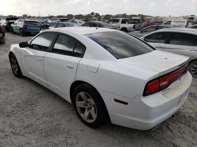 2C3CDXAT3CH230266 - 2012 DODGE CHARGER POLICE WHITE photo 2