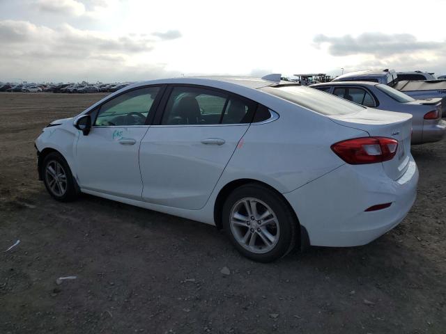 1G1BE5SM4H7152611 - 2017 CHEVROLET CRUZE LT WHITE photo 2