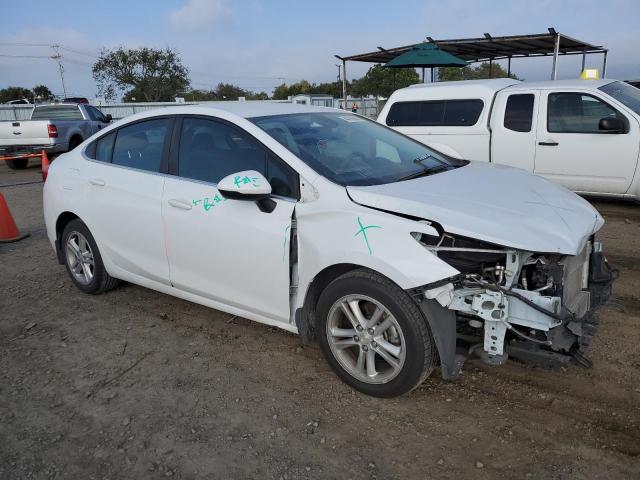 1G1BE5SM4H7152611 - 2017 CHEVROLET CRUZE LT WHITE photo 4