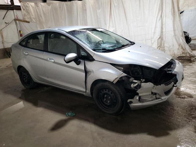 3FADP4AJ8FM190993 - 2015 FORD FIESTA S SILVER photo 4