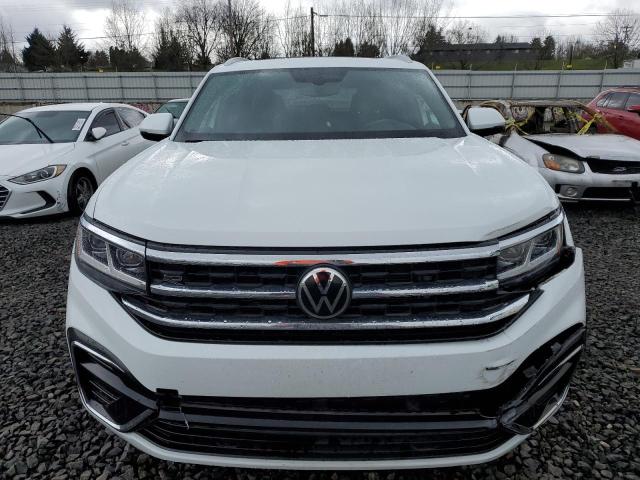 1V2RE2CA0MC232450 - 2021 VOLKSWAGEN ATLAS CROS SE Белый фото 5