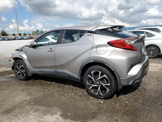 NMTKHMBX0JR014366 - 2018 TOYOTA C-HR XLE Արծաթագույն լուսանկար 2