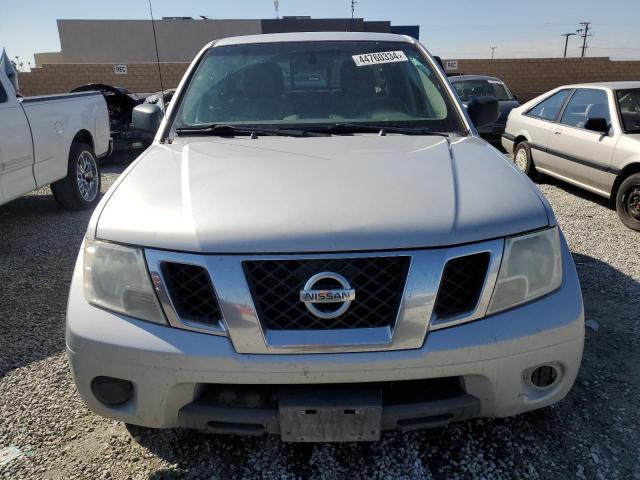 1N6AD0EV8KN748303 - 2019 NISSAN FRONTIER S SILVER photo 5