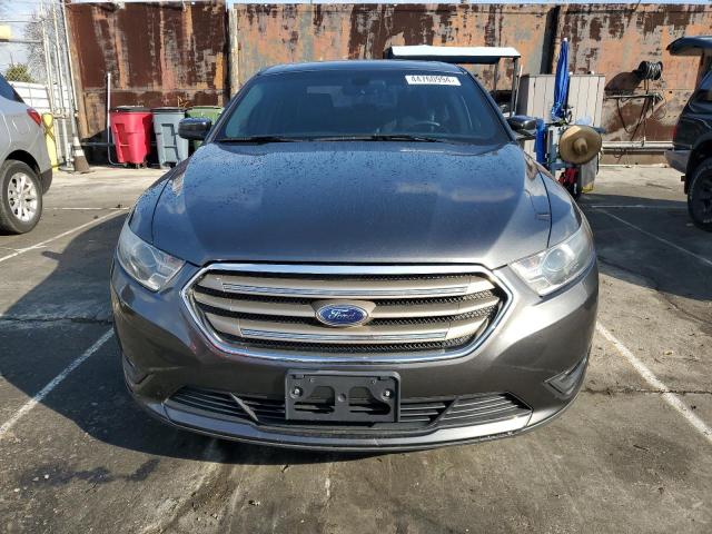 1FAHP2E87GG102864 - 2016 FORD TAURUS SEL GRAY photo 5