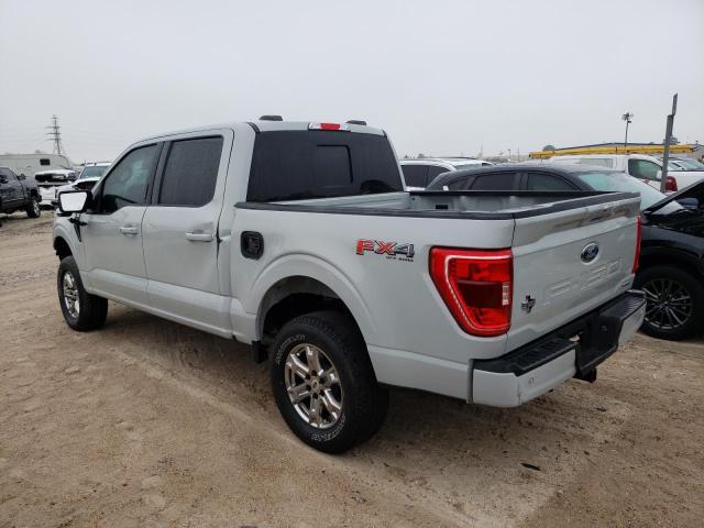 1FTFW1E82PKF70920 - 2023 FORD F150 SUPERCREW SILVER photo 2