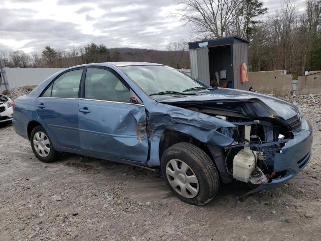 4T1BE32K33U686618 - 2003 TOYOTA CAMRY LE BLUE photo 4