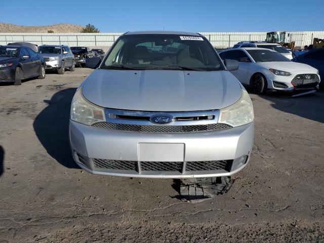 1FAHP35N98W181277 - 2008 FORD FOCUS SE SILVER photo 5