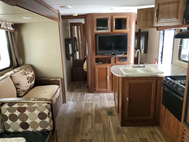 4YDT32225JK412268 - 2018 KEYSTONE PASSPORT WHITE photo 5