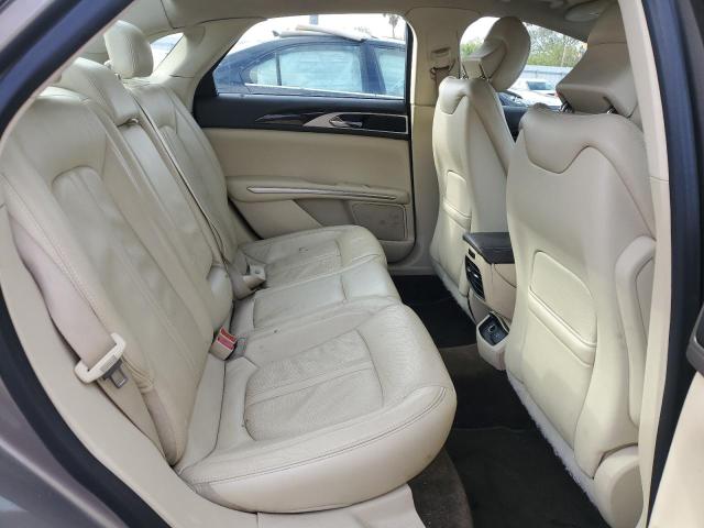 3LN6L2G97FR621211 - 2015 LINCOLN MKZ BEIGE photo 10