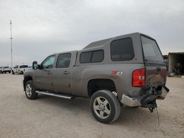 1GC1KYEG0DF176536 - 2013 CHEVROLET SILVERADO K2500 HEAVY DUTY LTZ TAN photo 2