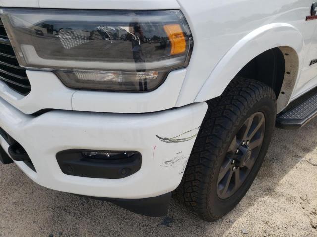 3C6UR5NL7LG224090 - 2020 RAM 2500 LARAMIE WHITE photo 9