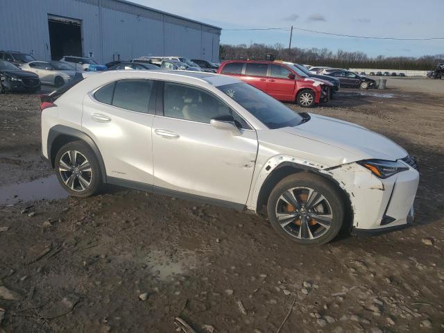 JTHP9JBH3L2031568 - 2020 LEXUS UX 250H WHITE photo 4