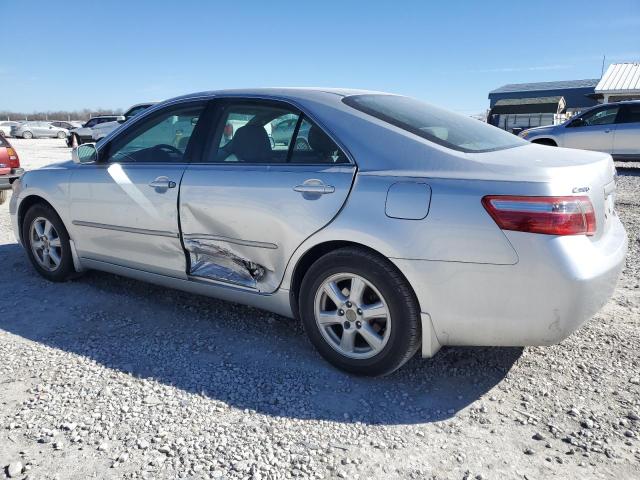 4T4BE46K28R019567 - 2008 TOYOTA CAMRY CE SILVER photo 2