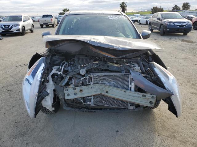 3N1CN7AP0JL810075 - 2018 NISSAN VERSA S GRAY photo 5