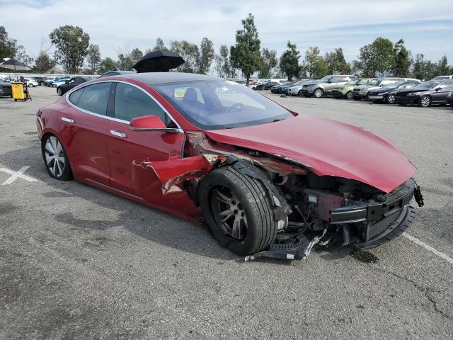 5YJSA1E22LF401139 - 2020 TESLA MODEL S RED photo 4