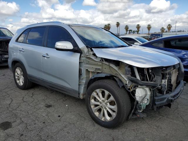 5XYKU4A76EG472964 - 2014 KIA SORENTO EX SILVER photo 4