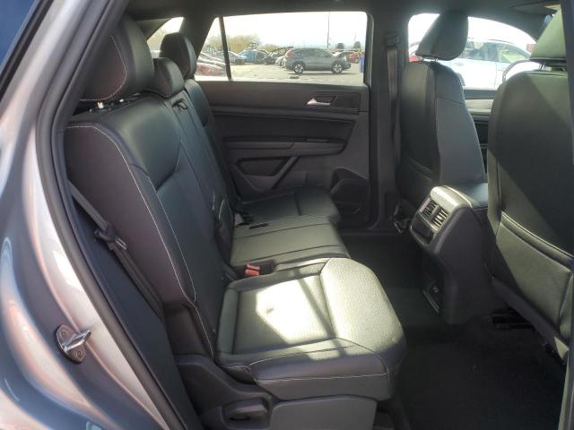 1V26E2CA2LC227302 - 2020 VOLKSWAGEN ATLAS CROS SE SILVER photo 11