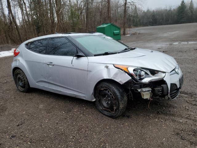 KMHTC6AD4FU219601 - 2015 HYUNDAI VELOSTER SILVER photo 4