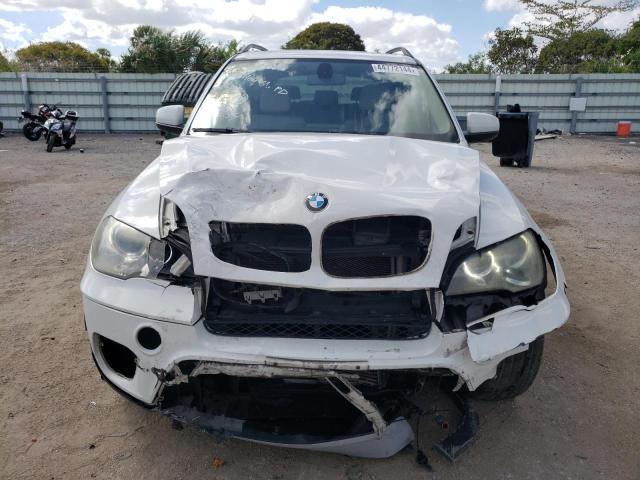 5UXZV4C59DL993864 - 2013 BMW X5 XDRIVE35I WHITE photo 5