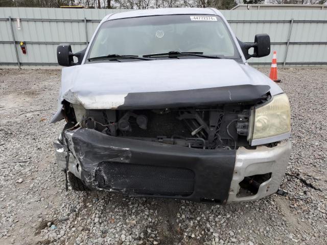 1N6AA07A04N513450 - 2004 NISSAN TITAN XE GRAY photo 5