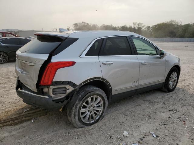 1GYKNARS1JZ190337 - 2018 CADILLAC XT5 SILVER photo 3