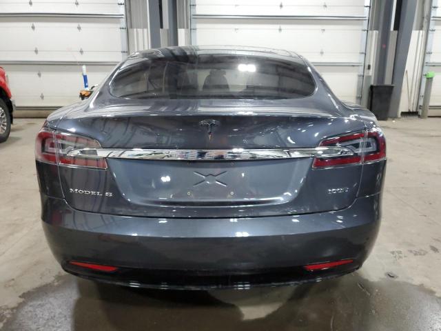 5YJSA1E24HF220261 - 2017 TESLA MODEL S 灰色 照片 6