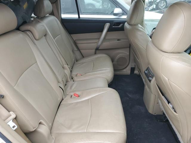 5TDZK3EH1CS085157 - 2012 TOYOTA HIGHLANDER BASE Ақ фото 11
