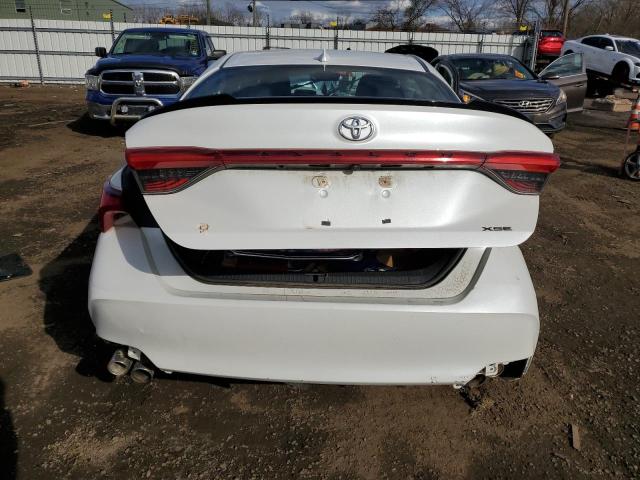 4T1BZ1FB2KU001302 - 2019 TOYOTA AVALON XLE WHITE photo 6