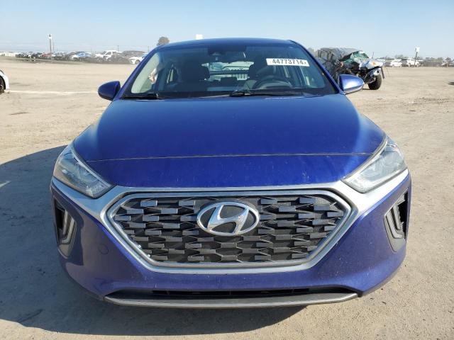 KMHC75LC5LU195937 - 2020 HYUNDAI IONIQ SE BLUE photo 5