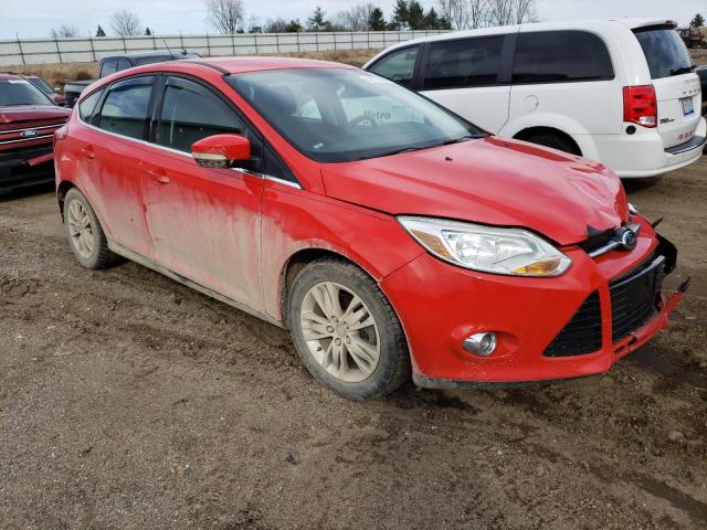 1FAHP3M25CL479374 - 2012 FORD FOCUS SEL RED photo 4