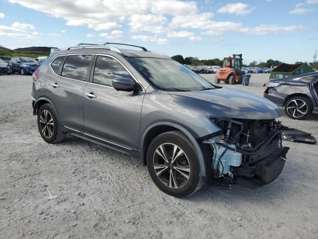 JN8AT2MT0JW451248 - 2018 NISSAN ROGUE S CHARCOAL photo 4