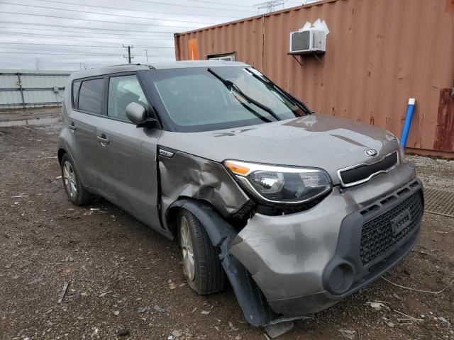 KNDJN2A29G7348365 - 2016 KIA SOUL GRAY photo 4