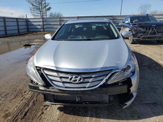 5NPEC4ACXDH590648 - 2013 HYUNDAI SONATA SE SILVER photo 5