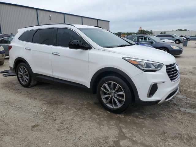 KM8SM4HF7HU177285 - 2017 HYUNDAI SANTA FE SE WHITE photo 4