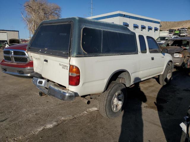 4TAWN72N2WZ074484 - 1998 TOYOTA TACOMA XTRACAB WHITE photo 3