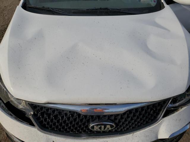 KNDPB3AC4G7855756 - 2016 KIA SPORTAGE LX WHITE photo 12