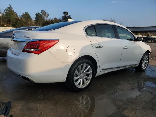 1G4GB5G34GF236594 - 2016 BUICK LACROSSE WHITE photo 3