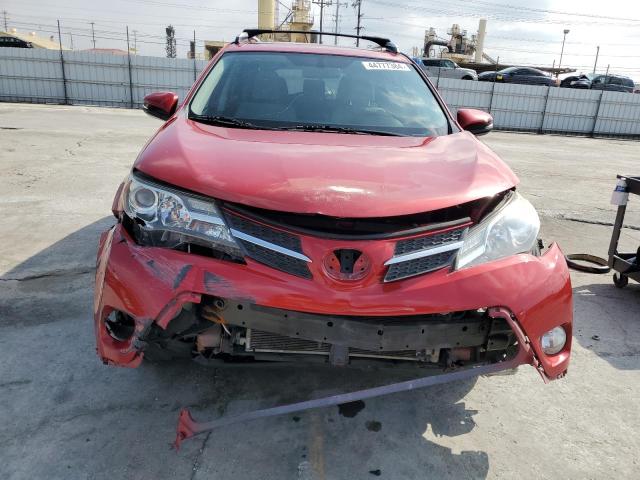 JTMWFREV6FD080018 - 2015 TOYOTA RAV4 XLE RED photo 5