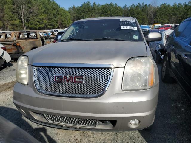 1GKEC63808J208892 - 2008 GMC YUKON DENALI SILVER photo 5