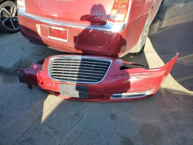 2C3CA4CG2BH528653 - 2011 CHRYSLER 300 RED photo 12