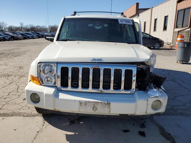 1J8HG48K88C230660 - 2008 JEEP COMMANDER SPORT WHITE photo 5