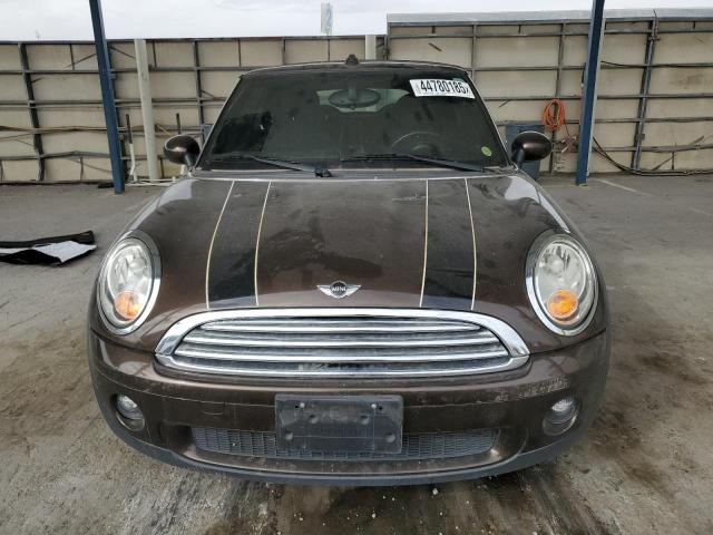 WMWMR3C50ATU97547 - 2010 MINI COOPER BROWN photo 5