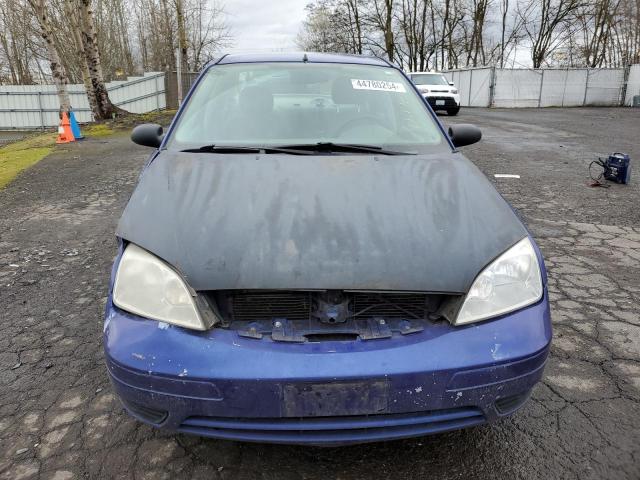 1FAFP34N25W149193 - 2005 FORD FOCUS ZX4 BLUE photo 5