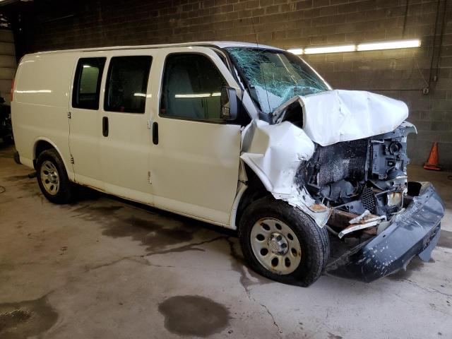 1GCSGAFXXD1117292 - 2013 CHEVROLET EXPRESS G3 WHITE photo 4