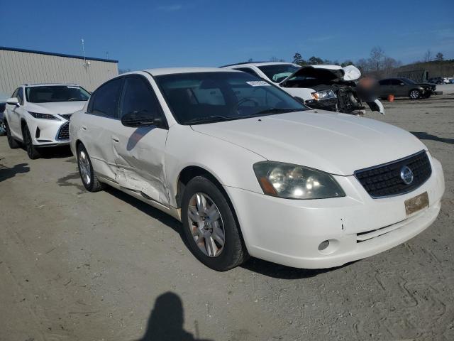 1N4AL11DX6C166753 - 2006 NISSAN ALTIMA S WHITE photo 4