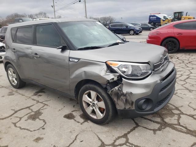 KNDJN2A21H7424081 - 2017 KIA SOUL GRAY photo 4