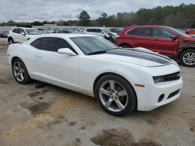 2G1FC1ED1B9161803 - 2011 CHEVROLET CAMARO LT WHITE photo 4