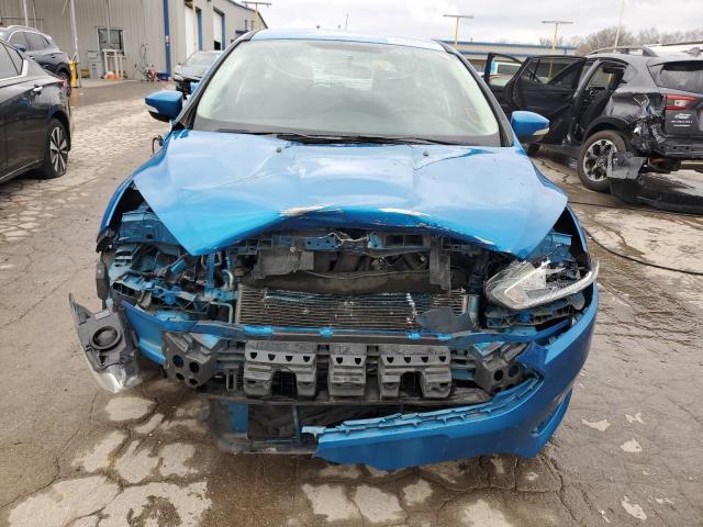 1FADP3K29FL283556 - 2015 FORD FOCUS SE BLUE photo 5